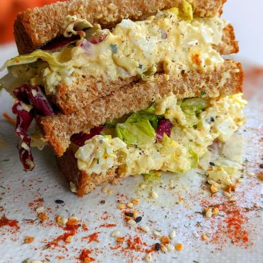 egg salad sandwich, easy lunch recipe, protein-packed sandwich, healthy sandwich ideas, quick meal, classic egg salad, sandwich recipe, lunch ideas, picnic recipes, xRecipes quick meal, creamy sandwich recipe