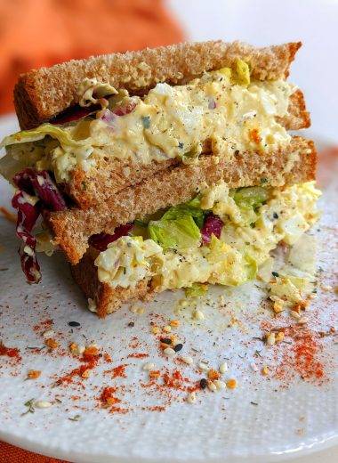 egg salad sandwich, easy lunch recipe, protein-packed sandwich, healthy sandwich ideas, quick meal, classic egg salad, sandwich recipe, lunch ideas, picnic recipes, xRecipes quick meal, creamy sandwich recipe