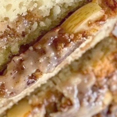 apple cinnamon streusel loaf a moist spiced delight with crunchy topping