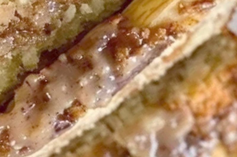 apple cinnamon streusel loaf a moist spiced delight with crunchy topping