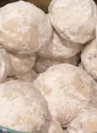 butter pecan snowball cookies melt in your mouth holiday treats