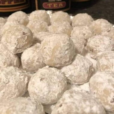 buttery pecan snowball cookies melt in your mouth holiday treats