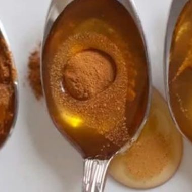 cinnamon and honey natures powerful health boosting duo