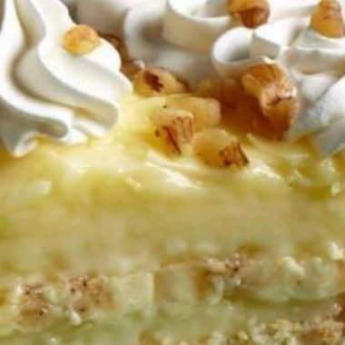 classic homemade banana cream pie recipe easy creamy and delicious