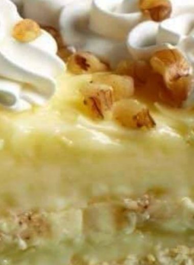 classic homemade banana cream pie recipe easy creamy and delicious