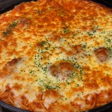 creamy baked spaghetti with cream cheese a comforting cheesy delight