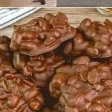 decadent chocolate pecan turtle clusters a sweet and crunchy delight