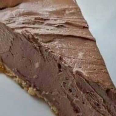 decadent chocolate pie recipe easy creamy and irresistible dessert