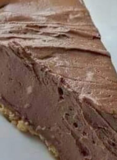 decadent chocolate pie recipe easy creamy and irresistible dessert