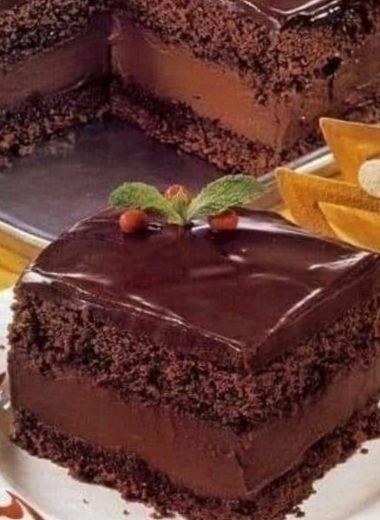 decadent mocha cake with chocolate rum cream filling a step by step recipe