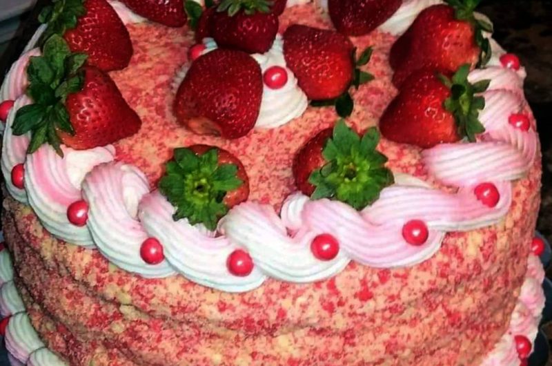 decadent strawberry mousse cake recipe a light and creamy delight