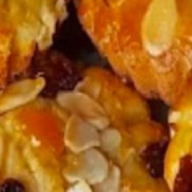 delicious apple raisin and almond muffins recipe healthy easy and perfect for any occasion
