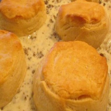 easy biscuit and sausage gravy casserole recipe quick comforting and family friendly