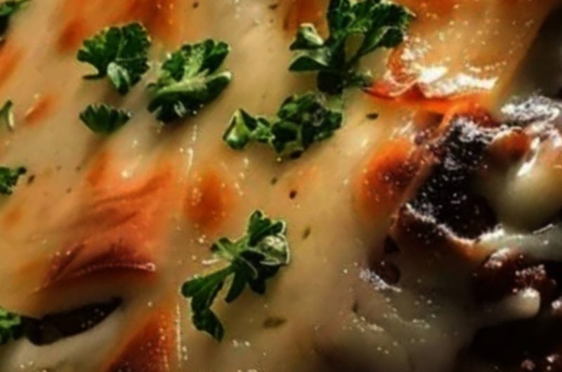 easy cheesy ground beef and bell pepper casserole recipe