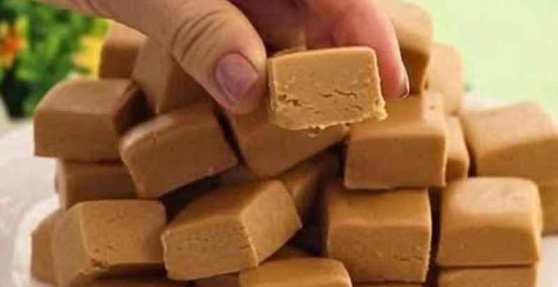 easy dulce de leche squares recipe a 2 ingredient caramel delight