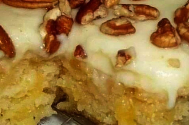easy hawaiian pineapple cake recipe with cream cheese frosting