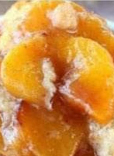 easy homemade oven peach cobbler recipe with bisquick