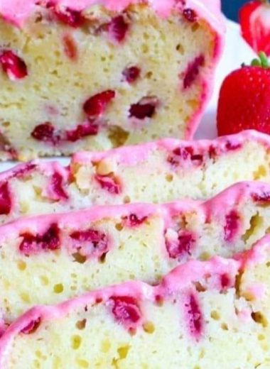 easy homemade strawberry bread recipe moist sweet and perfect for breakfast or snack