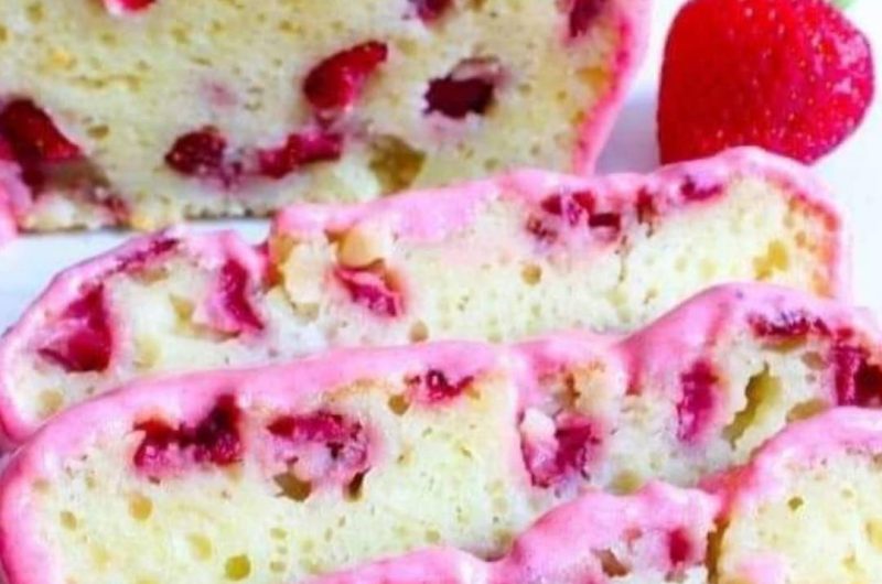 easy homemade strawberry bread recipe moist sweet and perfect for breakfast or snack