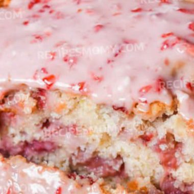 easy homemade strawberry bread recipe with melt in your mouth glaze