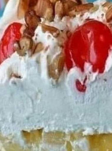 easy no bake banana split cake recipe a creamy fruity delight