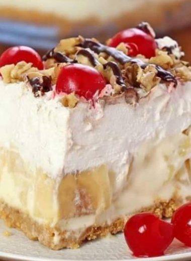 easy no bake banana split dessert recipe a creamy fruity delight
