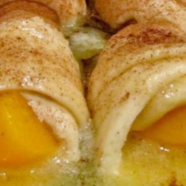 easy peach roll up dessert recipe with crescent rolls
