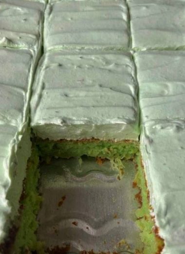 easy pistachio pineapple cake recipe a heavenly dessert with a tropical twist
