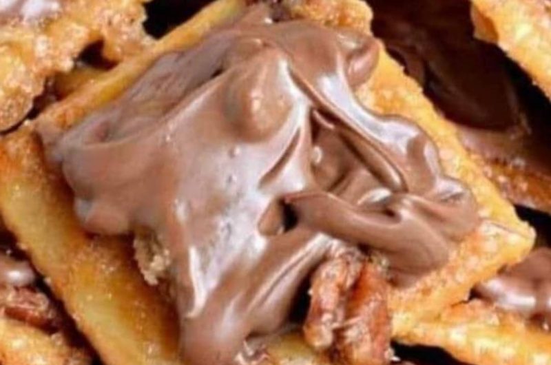 easy saltine toffee recipe crunchy sweet and irresistible
