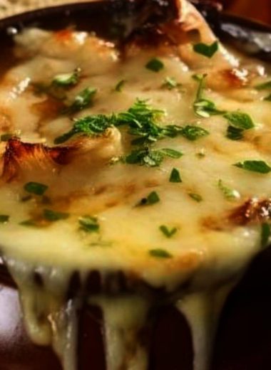 easy slow cooker french onion soup recipe a classic comfort food