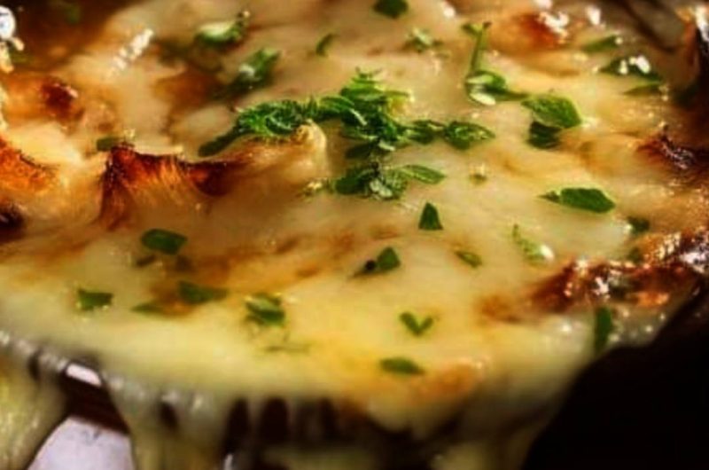 easy slow cooker french onion soup recipe a classic comfort food