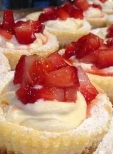 easy strawberry cheesecake bites recipe perfect for parties