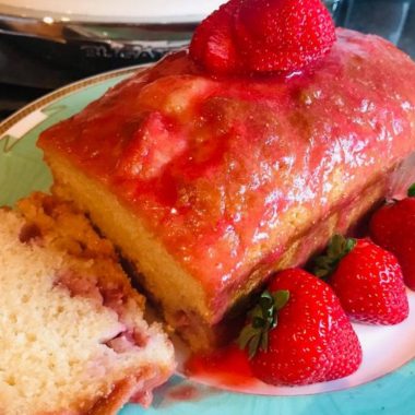 easy strawberry pound cake recipe quick one bowl delight with fresh strawberries