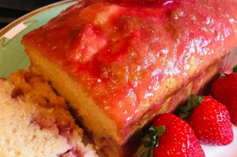 easy strawberry pound cake recipe quick one bowl delight with fresh strawberries