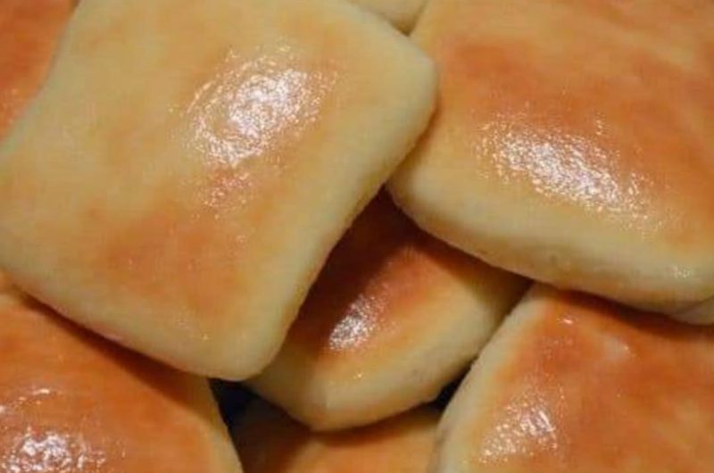 fluffy texas roadhouse rolls recipe easy homemade butter rolls