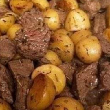 garlic butter steak and potatoes skillet a one pan wonder for busy foodies