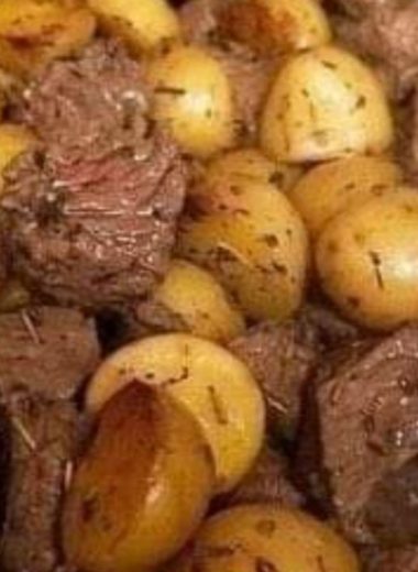 garlic butter steak and potatoes skillet a one pan wonder for busy foodies