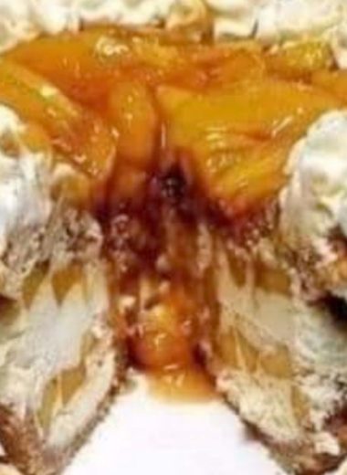grandmas peach cobbler cheesecake recipe a sweet creamy and fruity delight