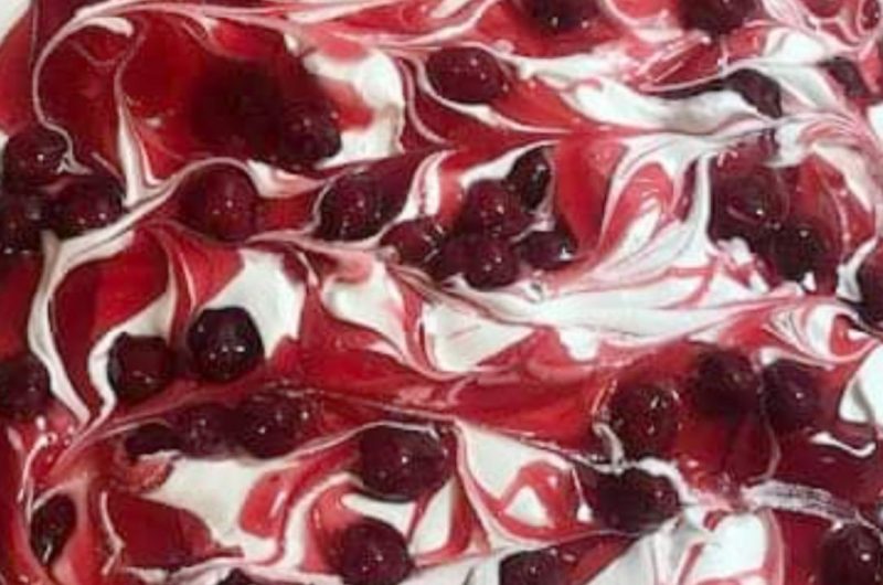 heavenly strawberry graham cracker cake a no bake dessert delight
