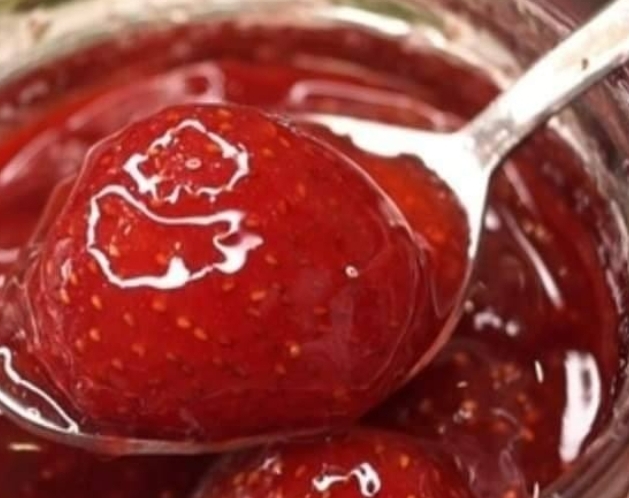homemade strawberry jam recipe no pectin pure flavor naturally thickened