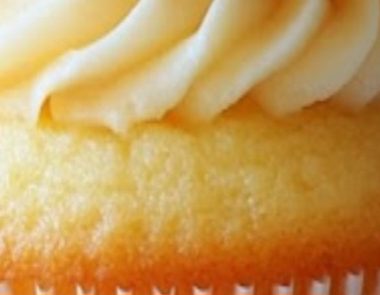 honey peach cream cheese cupcakes a sweet and tangy delight