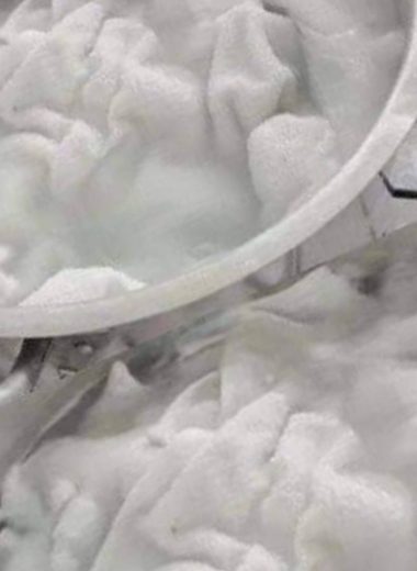 how to whiten yellow or gray clothes naturally easy diy solutions