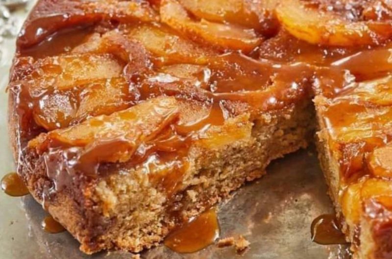 irresistible caramel apple upside down cake recipe a fall favorite dessert