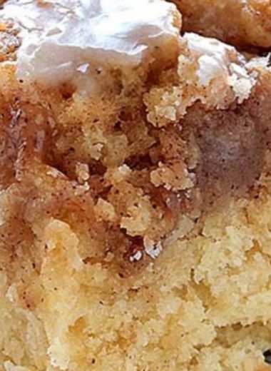 irresistible cinnamon roll coffee cake recipe easy moist and perfect for breakfast