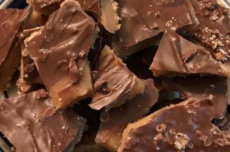 irresistible homemade toffee recipe crunchy buttery and chocolatey delight