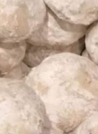 irresistible pecan snowball cookies recipe melt in your mouth holiday treats