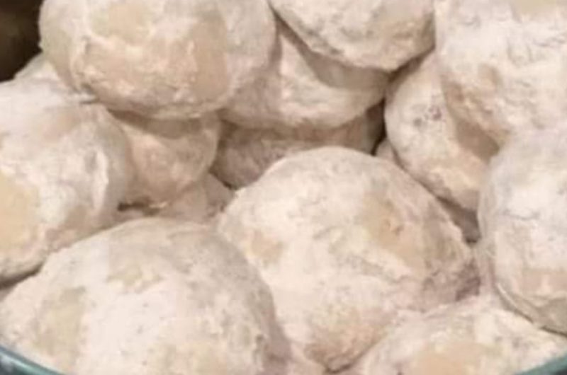 irresistible pecan snowball cookies recipe melt in your mouth holiday treats