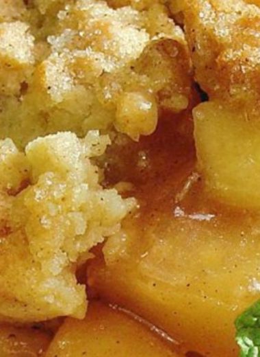 irresistible slow cooker apple crumble dessert recipe a sweet indulgence