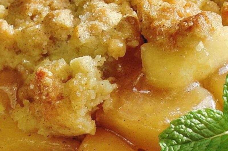 irresistible slow cooker apple crumble dessert recipe a sweet indulgence