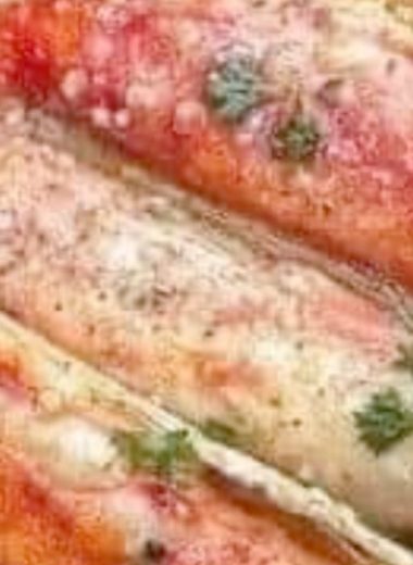 juicy baked crab legs in garlic herb butter sauce a seafood lovers dream